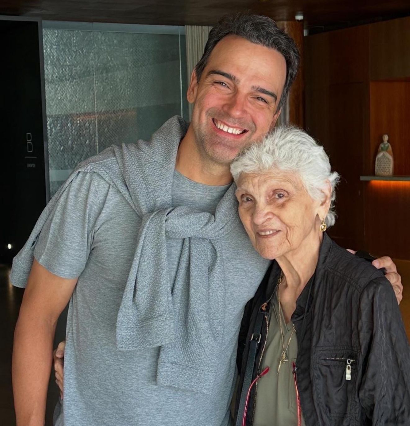 Mãe de Tadeu e Oscar Schmidt, Dona Janira morre aos 92 anos