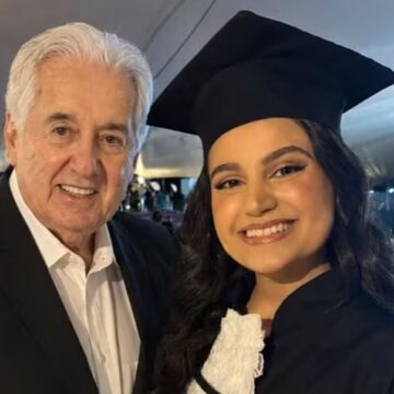 Repórter Francisco José celebra formatura da neta Camila: ‘Minha médica’