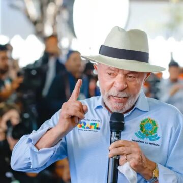 Lula diz sonhar em reverter privatizações de empresas estratégicas