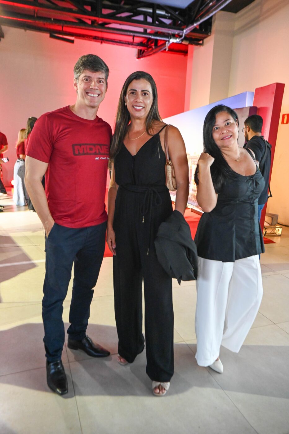 Victor Amoedo, Patrícia Rocha e Flávia Liu