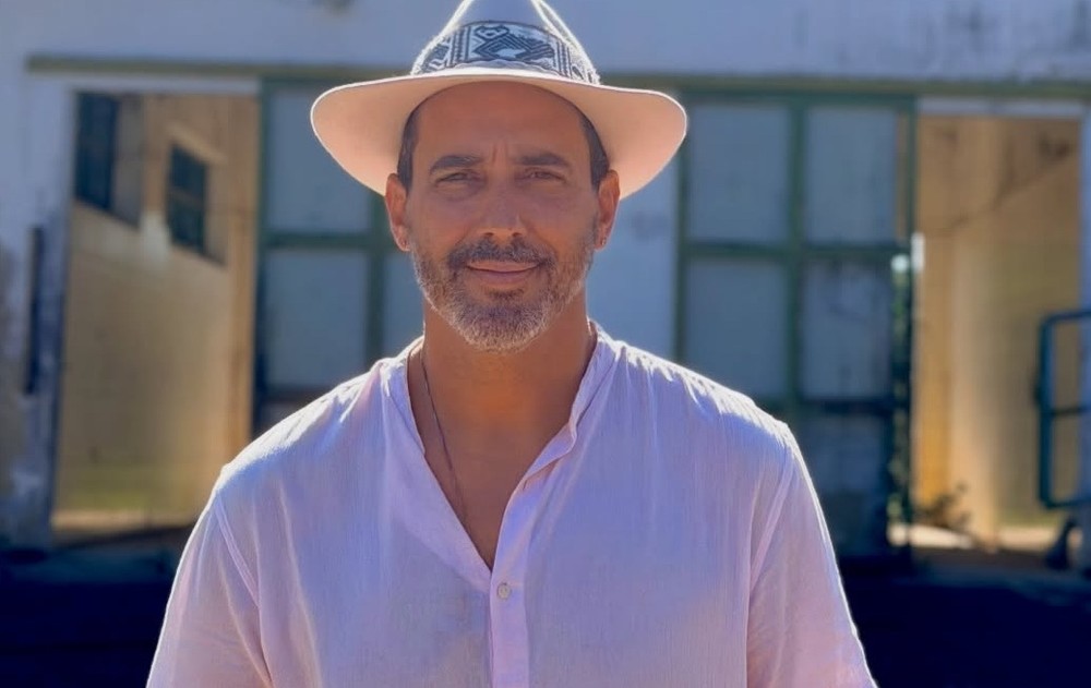 André Marques celebra mudanças após dois anos sem fumar: ‘Desempenho sexual melhorou’