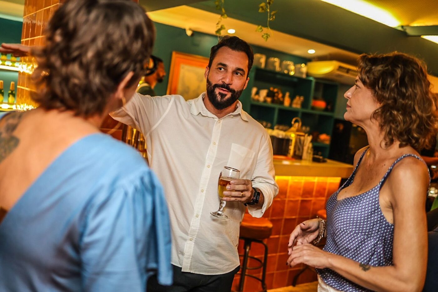 Débora Arnoso, Sávio Andrade e Bia Rosas Vaz