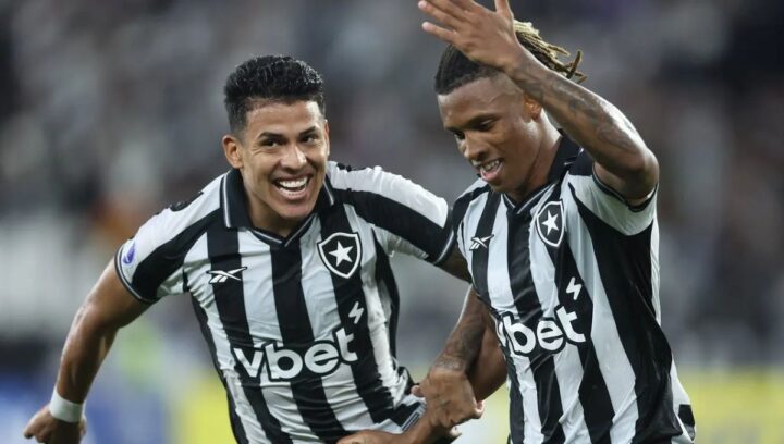 Botafogo vence Racing e garante vaga no mata-mata da Sul-Americana; veja melhores momentos