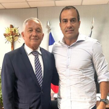 Bruno Reis sanciona lei que cria política de conscientização sobre epilepsia em Salvador