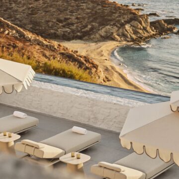 Four Seasons inaugura resort em Mykonos com praia privativa no Mar Egeu; veja fotos