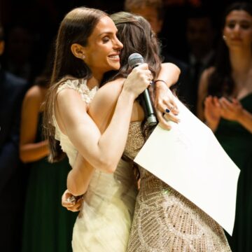 Carol Celico abre álbum de fotos da festa de 15 anos de Bella, filha de Kaká