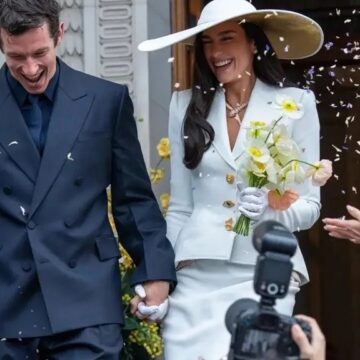 Dua Lipa e Callum Turner se casam em cerimônia discreta em Londres