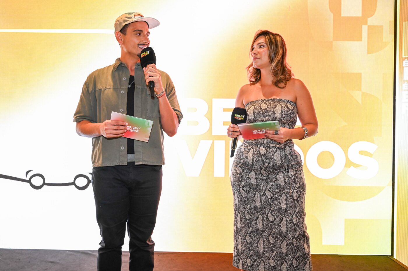 Mateus Borges e Cátia Rhawllesty
