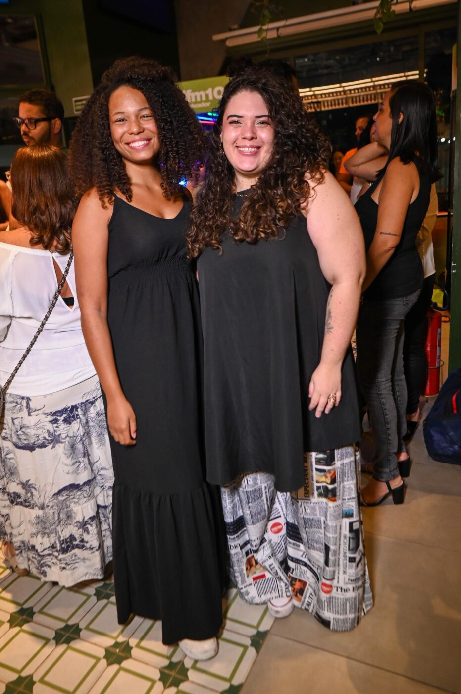 Alana Vieira e Gabriela Cruz