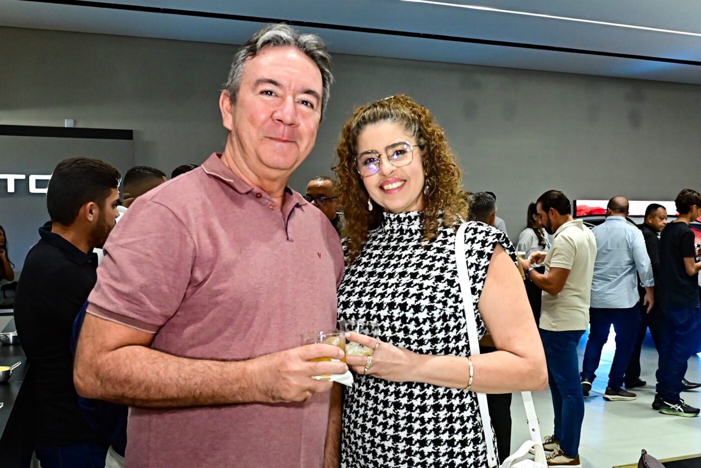 Robson e Carla Aguiar