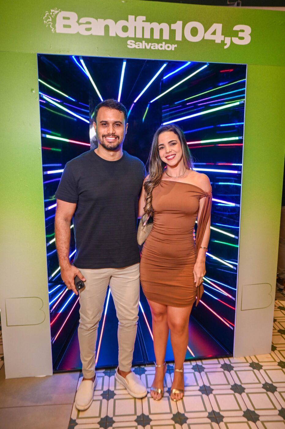 Caio Menezes e Vanessa Costa