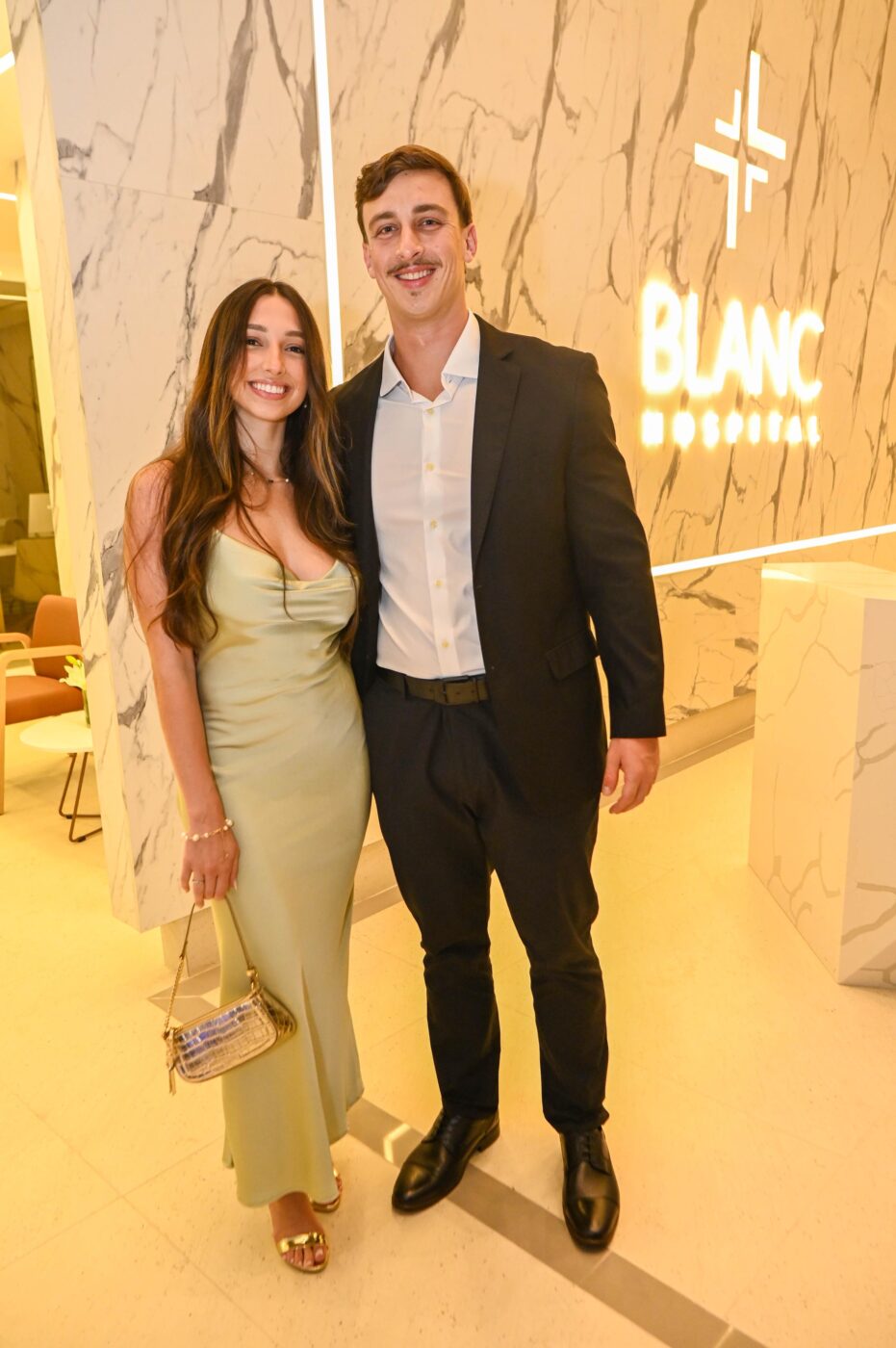 Júlia Hespanhol e Gabriel Esteves