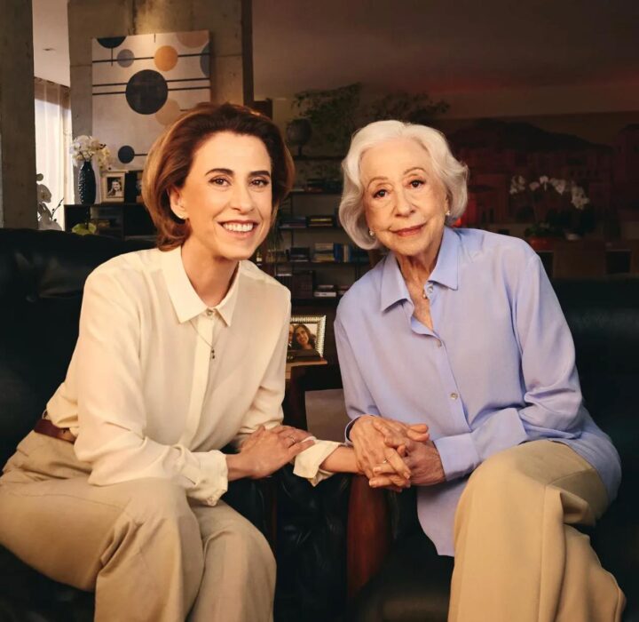 Fernanda Torres celebra Dia das Mães com foto especial ao lado de Fernanda Montenegro