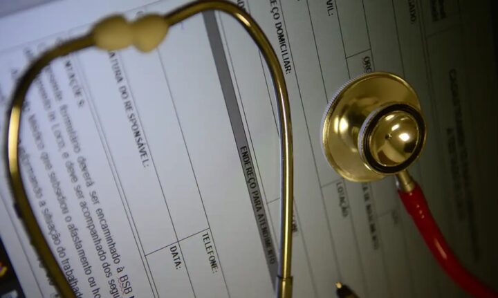 Plano de saúde individual terá reajuste máximo de 5,11%, decide ANS
