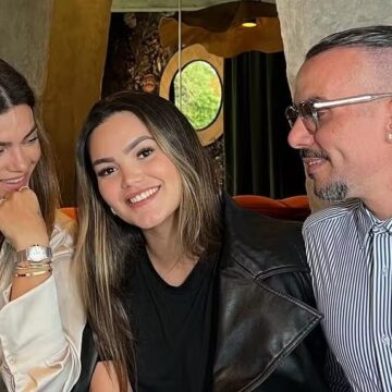 Filha de Kelly Key revela que superou medo de avião após AVC do pai: ‘Muito espiritual’