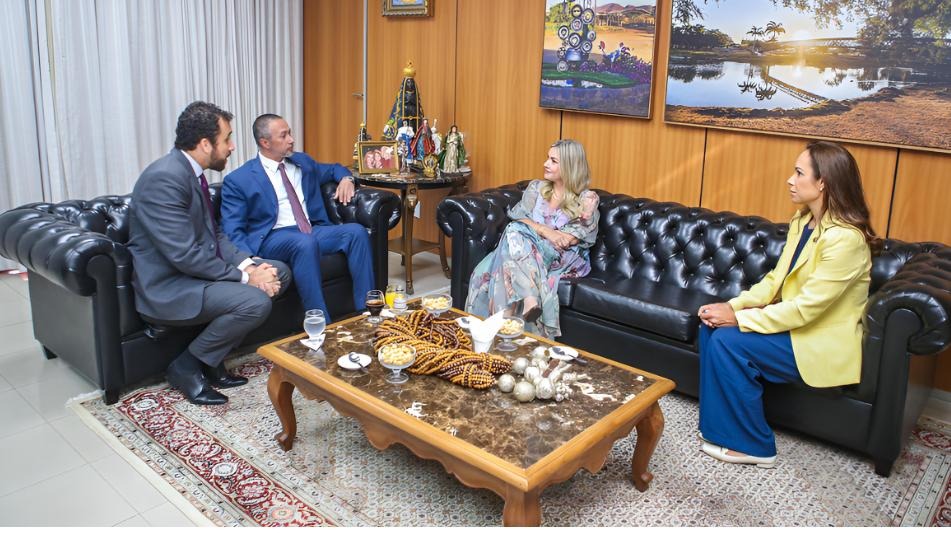 Ivana Bastos recebe embaixador dos Emirados Árabes e discute investimentos na Bahia