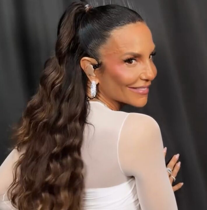 ‘Ela tem a senha’: Ivete Sangalo deslumbra com vídeo artístico na Bahia; veja