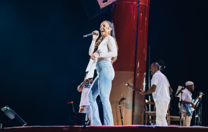 Ivete Sangalo faz show da turnê Clareou no Rio de Janeiro; veja fotos