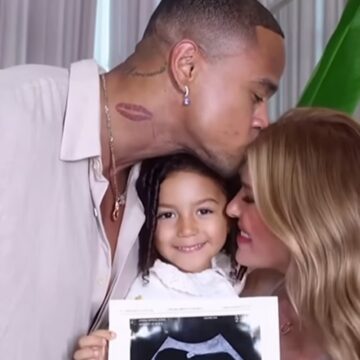 Léo Santana se declara ao filho e faz homenagem emocionante no Dia das Mães: ‘Cercado de mulheres incríveis’