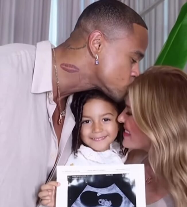 Léo Santana se declara ao filho e faz homenagem emocionante no Dia das Mães: ‘Cercado de mulheres incríveis’