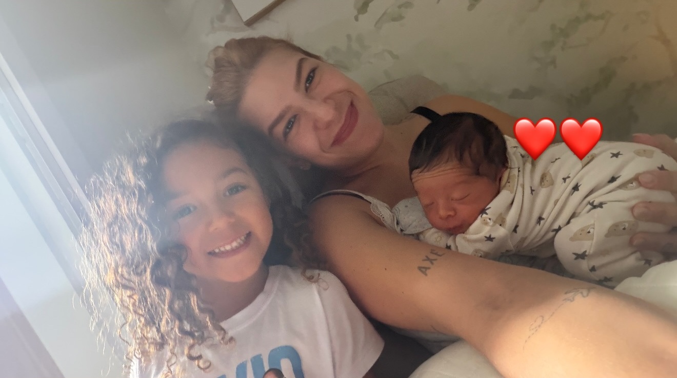 Lore Improta compartilha primeiros momentos de Levi em casa