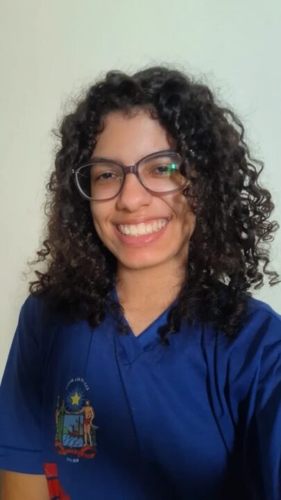 Estudante de colégio estadual na Bahia conquista ouro em Olimpíada Brasileira de Inglês
