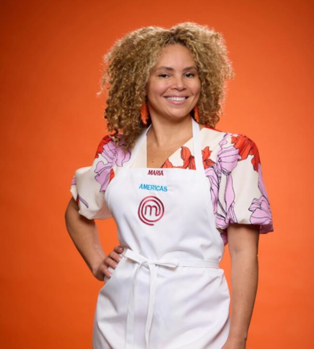 Baiana conquista vaga no Masterchef nos EUA com receita de moqueca de camarão