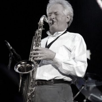 Morre aos 83 anos Dick Parry, saxofonista histórico do Pink Floyd