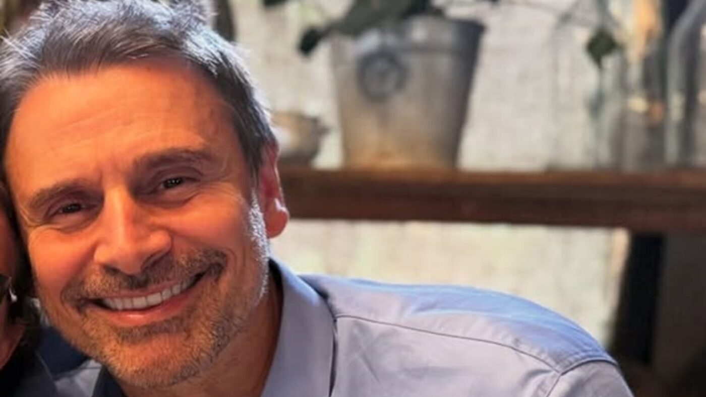 Filhos adolescentes de Murilo Rosa roubam a cena em fotos com a mãe