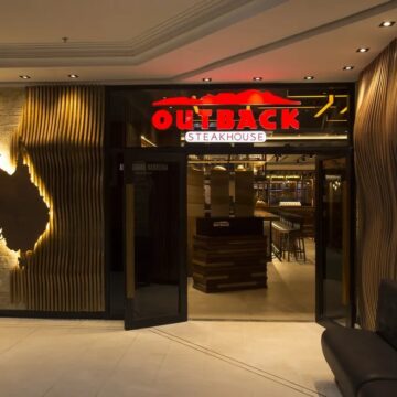 Outback abre 74 vagas de emprego para nova unidade em Salvador