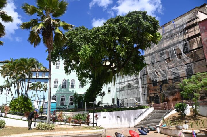 Praça das Artes Mestre Neguinho do Samba passa por requalificação em Salvador