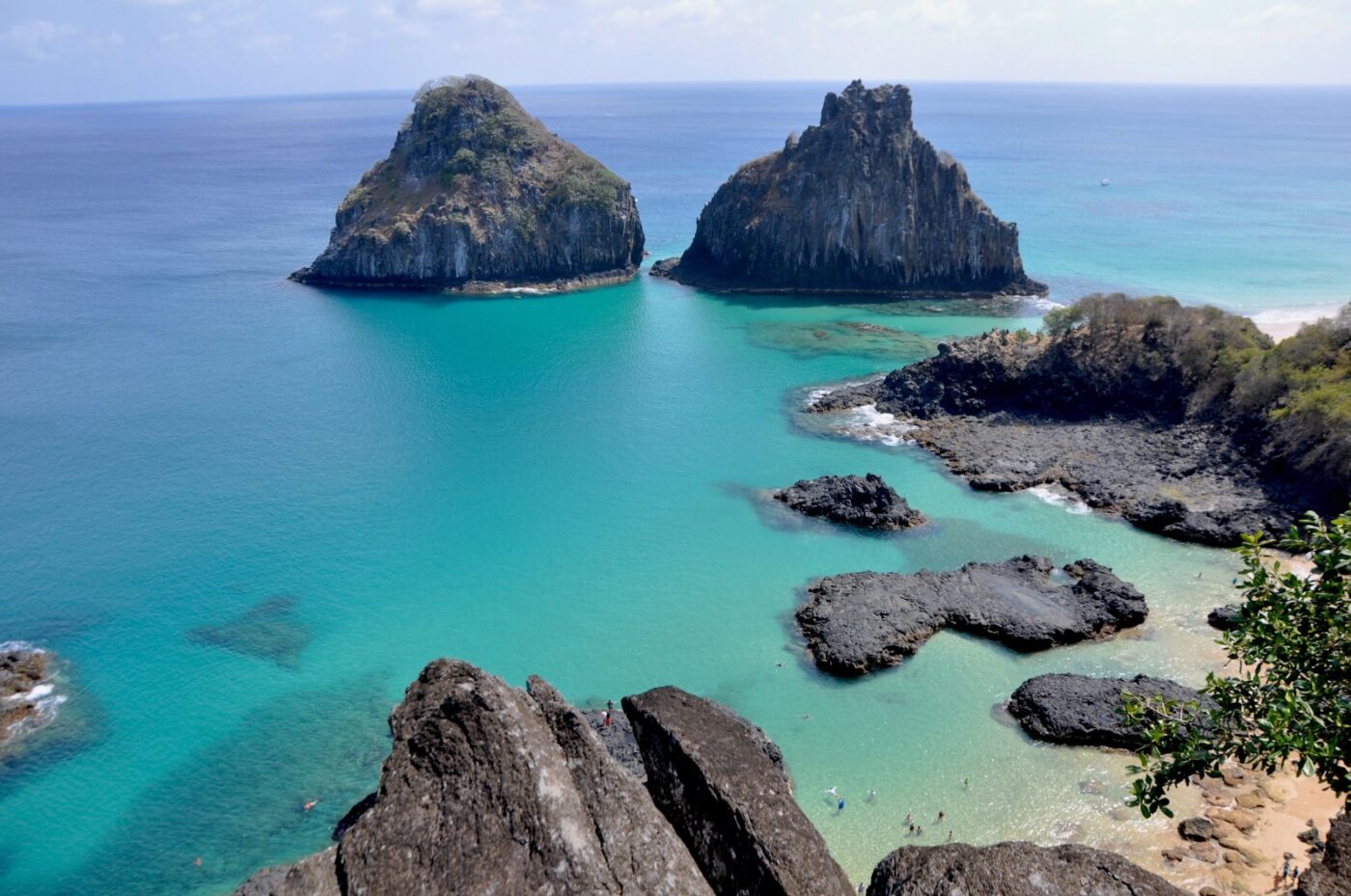 Brasil tem duas praias entre as 50 melhores do mundo; veja quais