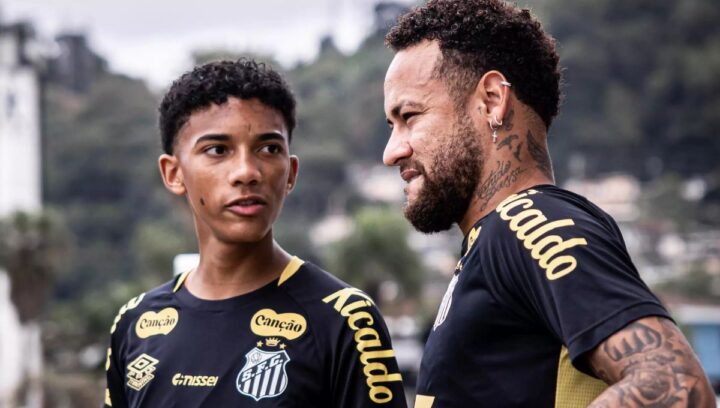 Robinho Jr. admite tapa e diz que seguirá no Santos ao lado de Neymar