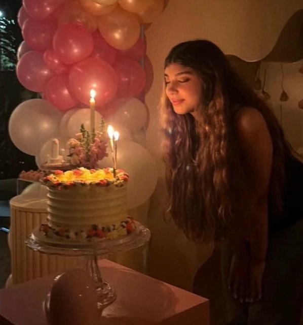 Filha de Grazi Massafera e Cauã Reymond comemora 14 anos com festa intimista
