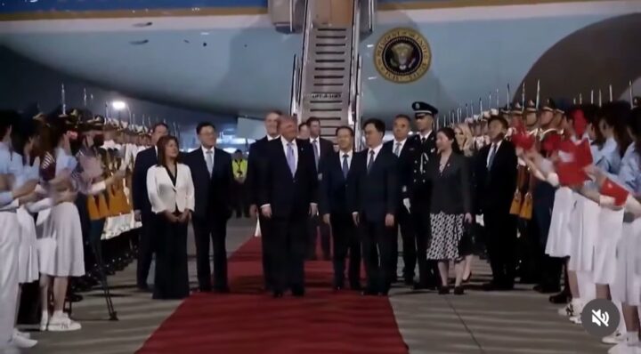Trump chega à China para encontro com Xi Jinping