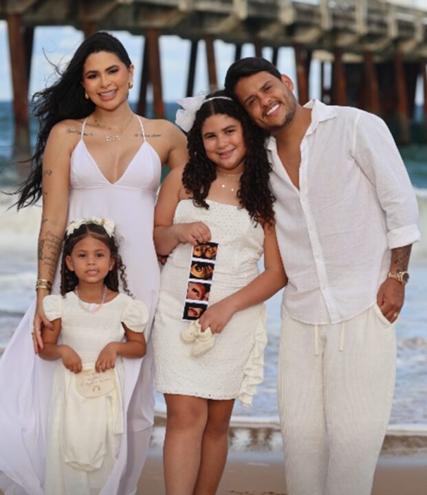 Thiago Aquino e esposa anunciam terceira gravidez: ‘Um novo dia nasceu para nossa família’