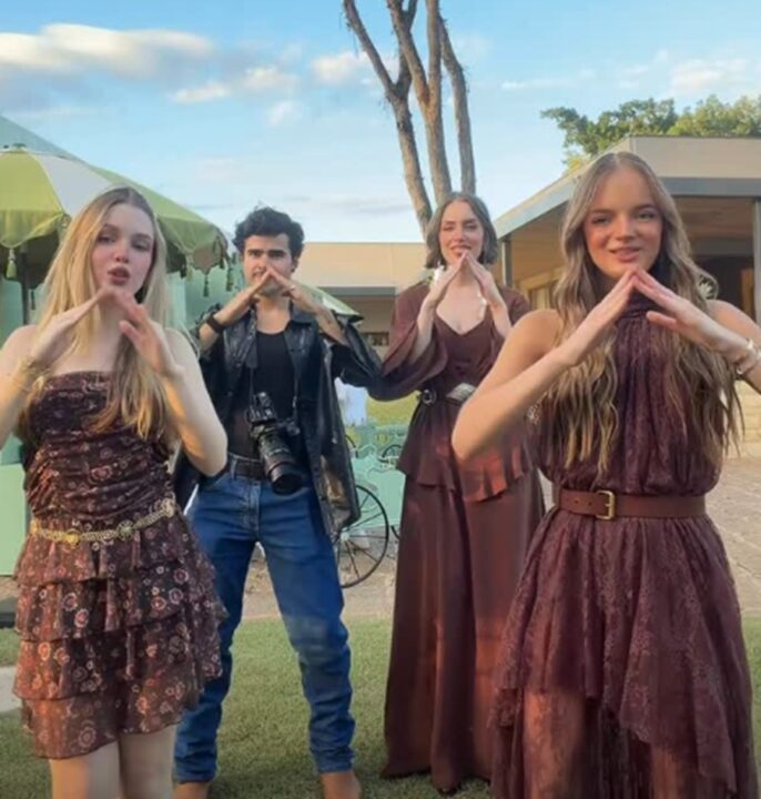 Na mesma paleta de cores, Rafa e Fabiana Justus fazem trend em aniversário de irmã