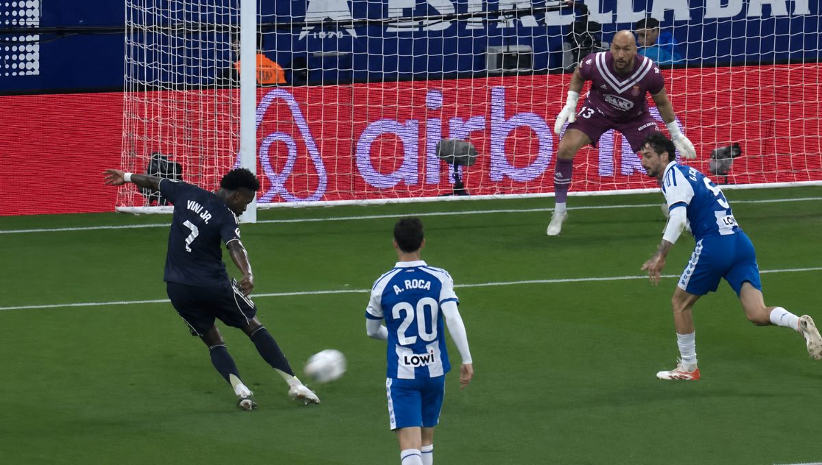 Vini Jr faz dois golaços, Real Madrid vence o Espanyol e adia festa do Barcelona; veja gols