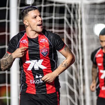 Vitória vence Ceará e avança à semifinal da Copa do Nordeste