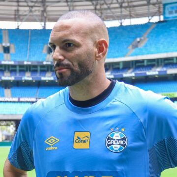 Ancelotti surpreende e convoca Weverton, ex-Palmeiras e atual Grêmio, para a Copa