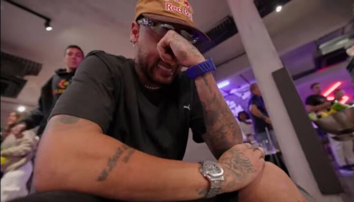 Neymar vai às lágrimas ao ser convocado para a Copa do Mundo; vídeo