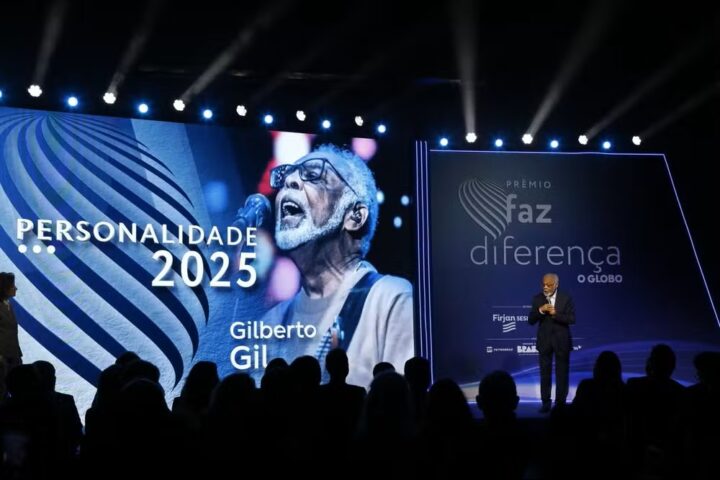 Coral juvenil faz tributo e surpreende Gilberto Gil em cerimônia no Rio de Janeiro; veja vídeo