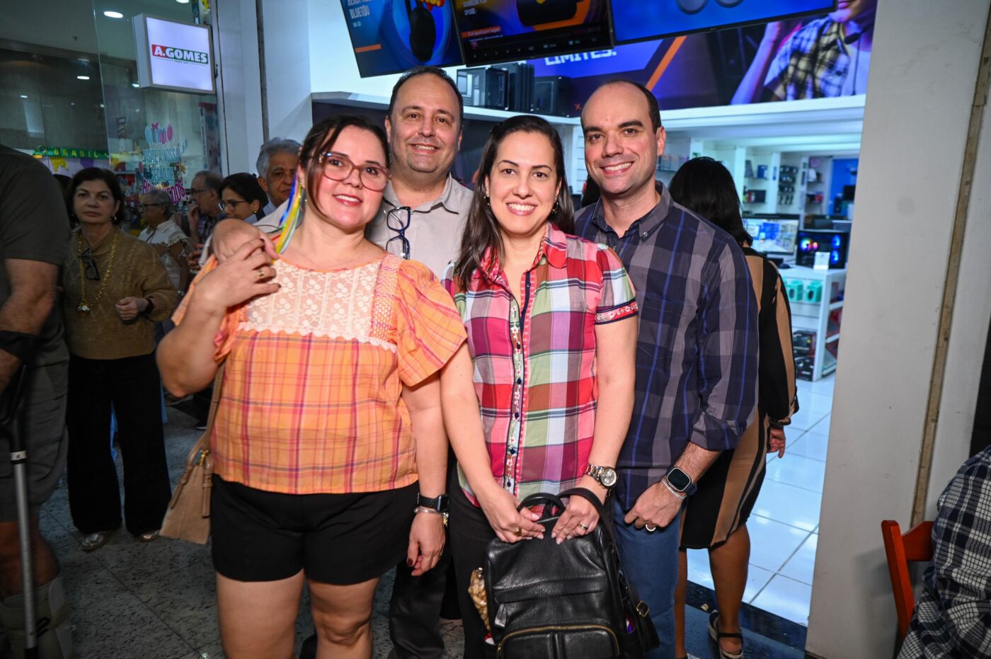 Viviane Lima, Valter Cal, Liliane e Marco Pereira