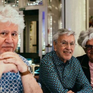 Caetano Veloso posta fotos de encontro com Pedro Almodóvar e Chema Prado em Madri