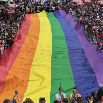 Brasil registra média de 42 casamentos homoafetivos por dia em 2025