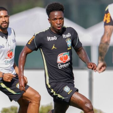 Seleção brasileira se reapresenta e faz 1º treino para encarar Haiti