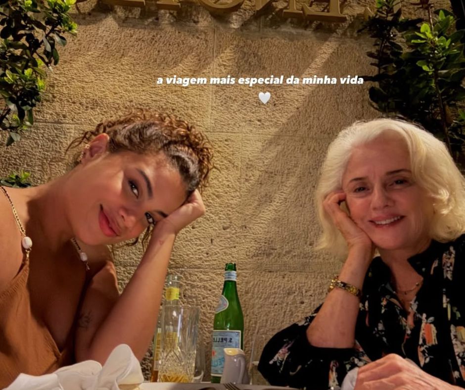 Clara Buarque curte dias em Paris com a avó Marieta Severo: ‘Tirei um sonho do papel’