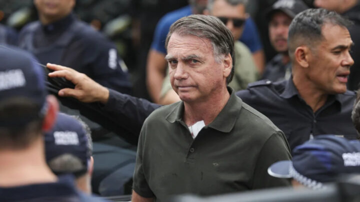 Tornozeleira eletrônica de Jair Bolsonaro apresenta falha técnica; entenda o que aconteceu