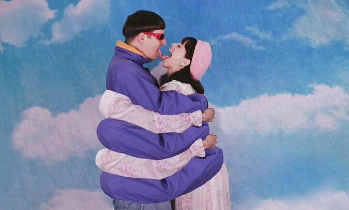 Melanie Martinez, ex-namorada de Oliver Tree, presta homenagem para artista morto em queda de helicóptero no Brasil