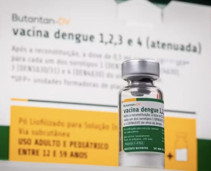 Ministério da Saúde suspende vacina da dengue após registro de mortes e reações graves